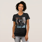 Belgische Shepherd ook bekend als "De zwarte wolf" T-shirt (Voorkant volledig)