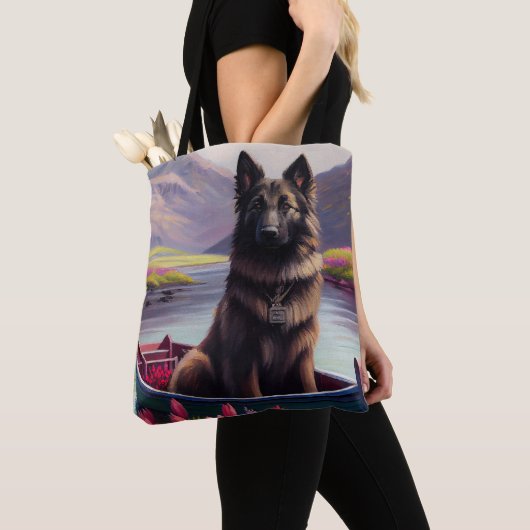 Belgische Shepherd op een peddel: Een Schilderacht Tote Bag (Dichtbij)