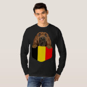 Belgium Flag Bloodhound Dog In Pocket T-shirt (Voorkant volledig)