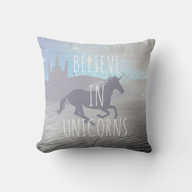 Believe in Unicorns Whimsical Art Kussen (Voorkant)