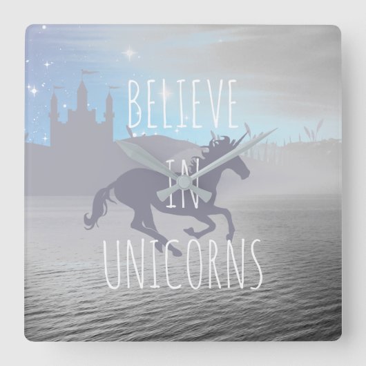 Believe in Unicorns Whimsical Art Vierkante Klok (Voorkant)