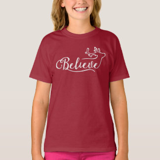 Believe Reindeer Script Shirt – Minimal Christmas 