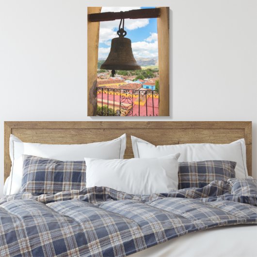 Bell in een kerktoren, Cuba Canvas Afdruk (Insitu (Slaapkamer))