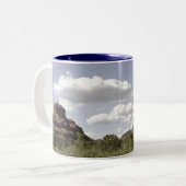 Bell Rock Sedona, AZ Tweekleurige Koffiemok (Voorkant links)