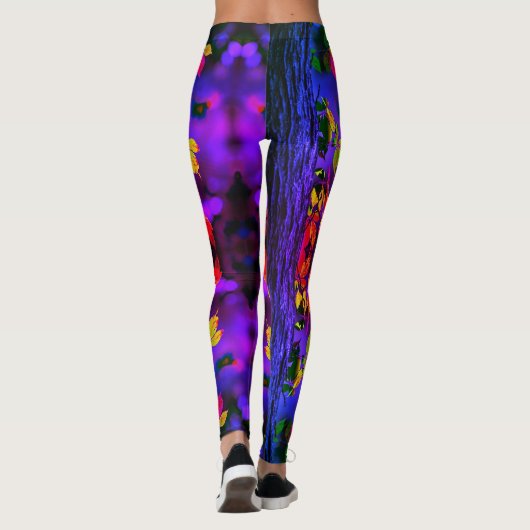 BELLA DONNA! - Paarse bladeren Leggings (Achterkant)