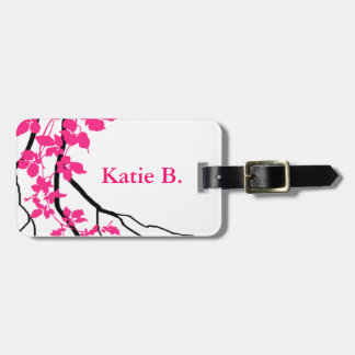 Bella Swirling Vines Cherry Blossom white fuchsia Bagagelabel