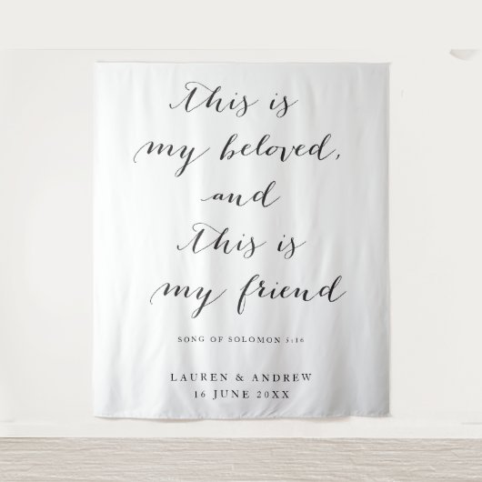 Beloved Scripting Wedding Ceremony Backdrop Wandkleed (Voorkant)