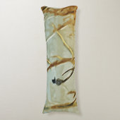 Belted Kingfisher bij Rivers Edge Abstract Lichaamskussen (Voorkant Verticaal)