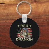 Ben Drankin Benjamin Franklin 4 juli Grappig Drink Sleutelhanger (Voorkant)