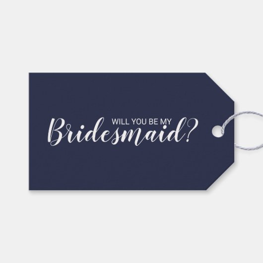 Ben je mijn Bridesmaid? Modern Script Navy Blue Cadeaulabel (Voorkant (Horizontaal))