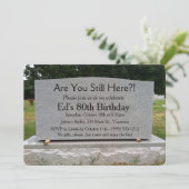 Ben je nog steeds hier?  Birthday Invite Kaart (Staand voorkant)