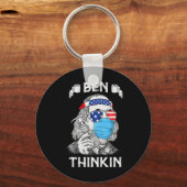 Ben Thinkin 4th of July Fun Benjamin Franklin Patr Sleutelhanger (Achterkant)