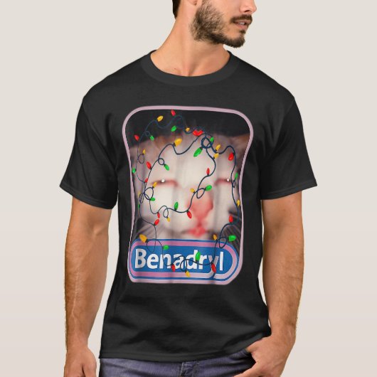 Benadryls Flashing Light Schattige &amp; Funny Cat T-shirt (Voorkant)