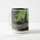 Bench op het pad bij het Parkermeer Tweekleurige Koffiemok (Voorkant links)