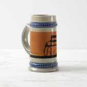 Bench voor ons 22 oz Stein Bierpul (Voorkant links)