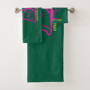 "Bend It Like 2025" Yoga Cat Bad Handdoek