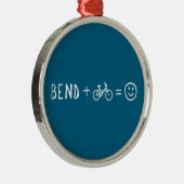 Bend Oregon Plus Fietsen Maakt Je Gelukkig Metalen Ornament (Rechts)