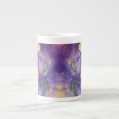 Benenporseleinen mok met Iris bloemen (Voorkant)