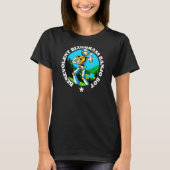 Benevolent Banjo Bot Robot Banjo Player T-shirt (Voorkant)