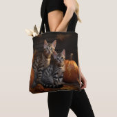 Bengaalse Kitten Herfst Delight Pompoen Tote Bag (Dichtbij)