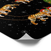 Bengaalse Tijger Kerstman Sleigh Vliegend Grappig Poster (Hoek)