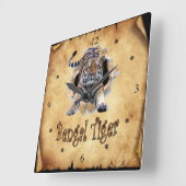 Bengal Tiger Breaks Through Paper Bag Clock! ~ Vierkante Klok (Hoek)