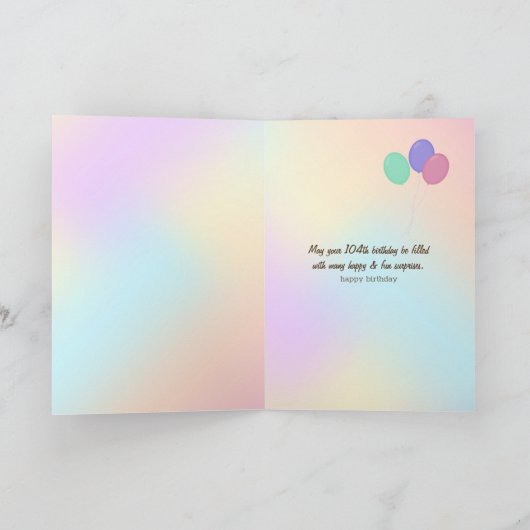 Bengale kat in kartonnen doos voor 104e verjaardag kaart (Binnen)