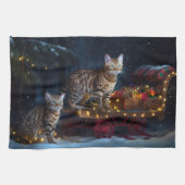 Bengalen Kat Snowy Sleigh Ride Kerstmisdecor Theedoek (Horizontaal)