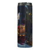 Bengalen Kat Snowy Sleigh Ride Kerstmisdecor Thermosbeker (Achterkant)