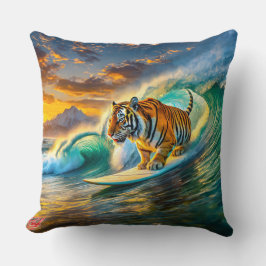 Bengalen op een surfplank ontwerp van Rich AMeN Gi Kussen