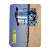 Benidorm, caseta de salvamento en la playa magneet (Verticaal)