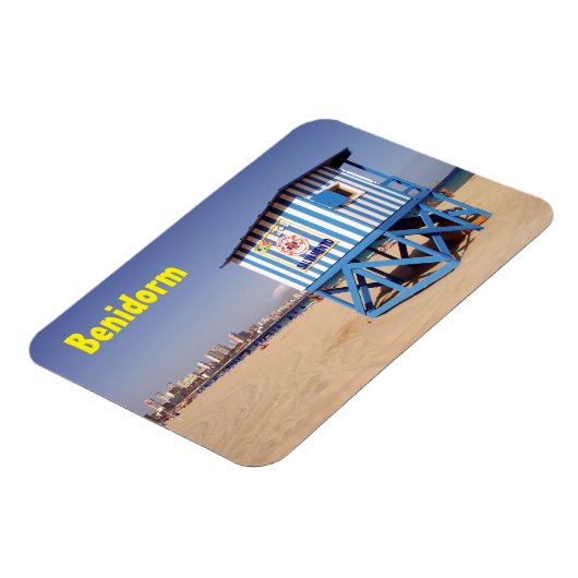 Benidorm, caseta de salvamento en la playa magneet (Linkerzijde)