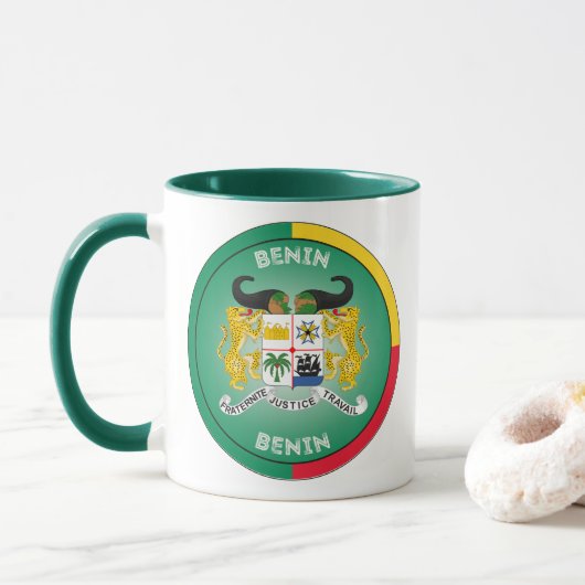 Benin Erfgoed Embleem Mok (Met donut)