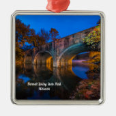 Bennett Spring Bridge Twilight Premium Metalen Ornament (Voorkant)