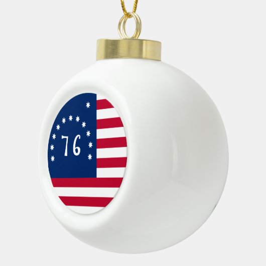 Bennington's Banner: De 76 Amerikaanse Battle Flag Keramische Bal Ornament (Rechts)