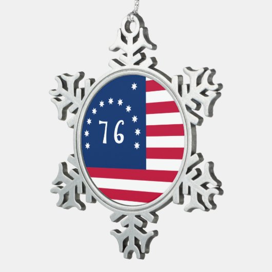 Bennington's Banner: De 76 Amerikaanse Battle Flag Tin Sneeuwvlok Ornament (Rechts)