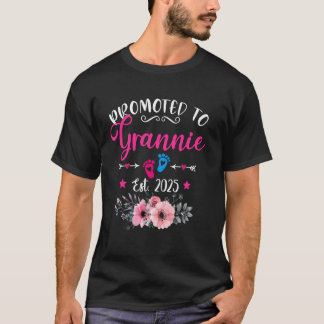 Benoemd tot oma Geschat 2025 Grappige bloemige Moe T-shirt