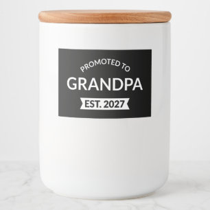 Benoemd tot opa Verwacht 2027 Nieuwe papa II Voedselcontainer Etiket