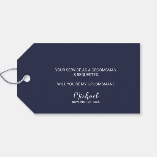 Bent u mijn Groomsman? Modern Script Navy Blue Cadeaulabel (Achterkant Horizontaal)