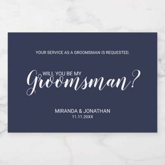 Bent u mijn Groomsman? Modern Script Navy Blue Sparkling Wijnetiket (Enkel label)