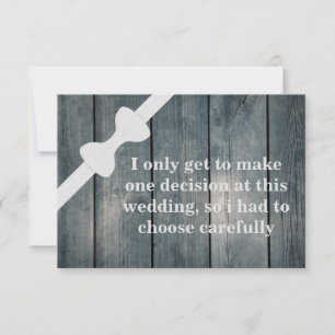 Bent u mijn Groomsman? Wooden Background Invita Kaart