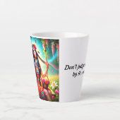 Beoordeel een boek niet op de cover - latte mok (Voorkant)