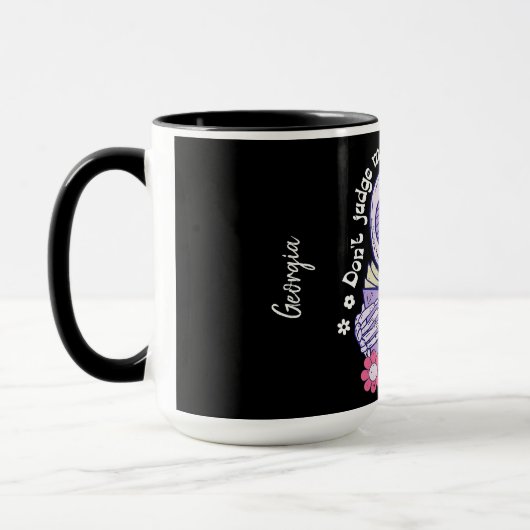 Beoordeel me niet op mijn Hoesjes. boekenliefhebbe Mok (Links)