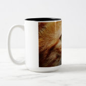 Bepaald gezichtsveld van een gemberkat tweekleurige koffiemok (Links)