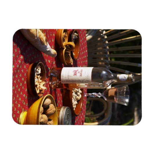 Bereide aspertif en eetlustopperen: brood, olijven magneet (Horizontaal)