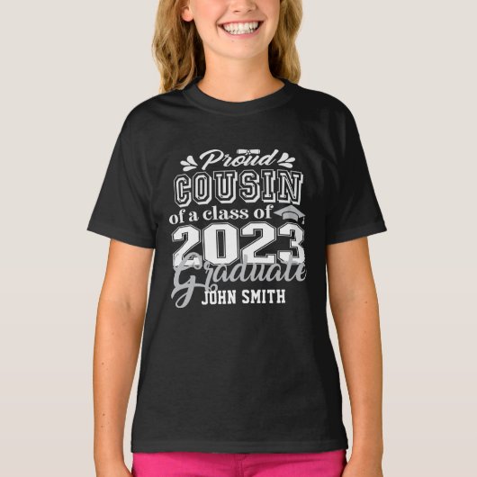 Bereide COUSIN van een Klasse van 2023 Afstuderen  T-shirt (Voorkant)