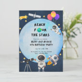 Bereik de vier sterren - Twin 4th Birthday Invitat Kaart (Staand voorkant)