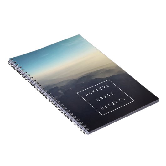 Bereik het Notitieboek op grote hoogte van spiraal (Rechterzijde)