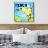 Bereik naar New Heights Giraffe Canvas Afdruk (Insitu (Slaapkamer))