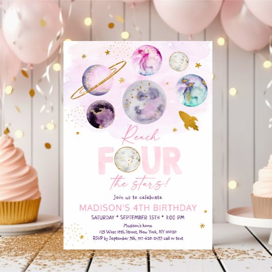 Bereik vier sterren de roze ruimte van zaterdag kaart